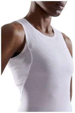 Craft Pro Dry Nanoweight Singlet Women -Ski Uitrustings Winkel craft pro dry nanoweight singlet women white 900000 m white 900000 3