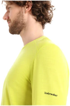 Icebreaker 200 Oasis Long Sleeve Crewe Alps 3D Men -Ski Uitrustings Winkel icebreaker 200 oasis long sleeve crewe alps 3d men shine s shine 2