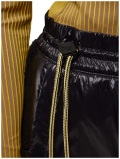 J.Lindeberg Vega Pile Shorts Women's -Ski Uitrustings Winkel j lindeberg vega pile shorts black l black 2